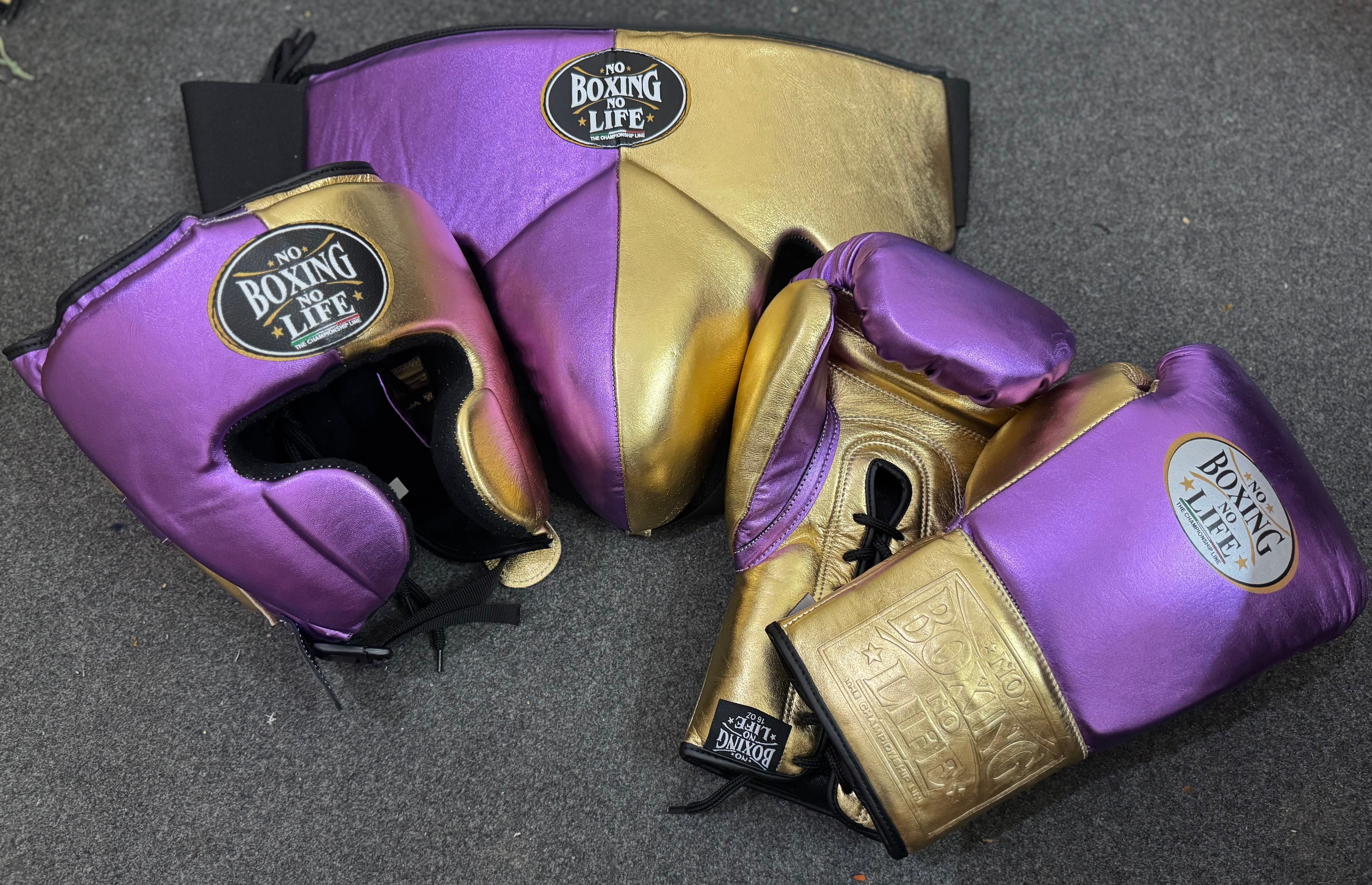 No Boxing No Life Boxing Gloves Set - Purple Golden